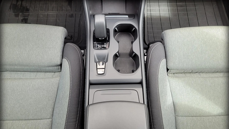 Volvo XC 40 cena 151111 przebieg: 32180, rok produkcji 2023 z Krzyż Wielkopolski małe 436